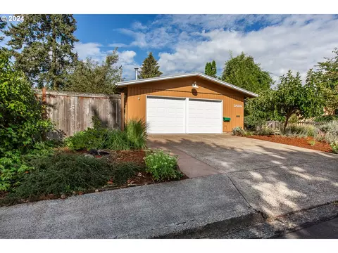 3480 High St, Eugene, OR 97405