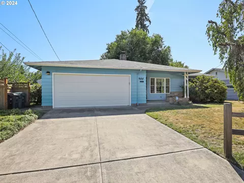 1858 SE Spruce St, Hillsboro, OR 97123