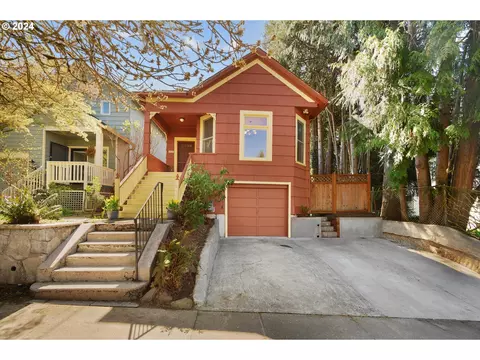 3128 SE Morrison St, Portland, OR 97214