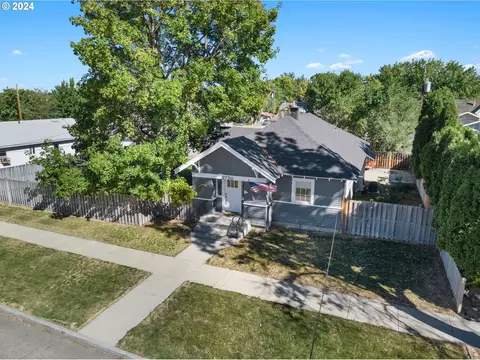 2730 6th St, Baker City, OR 97814
