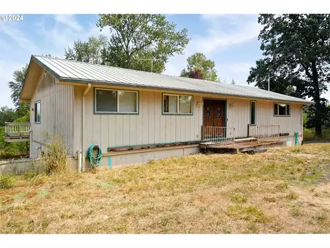 38902 NE Scravel Hill Rd, Albany, OR 97322