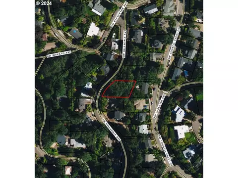 sw hillsdale ave, Portland, OR 97239