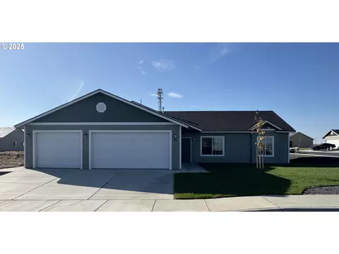 80 Renee Ave, Umatilla, OR 97882