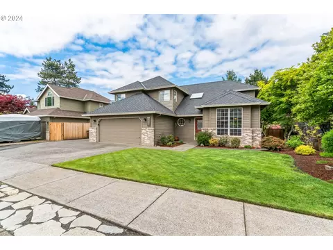 19863 Castleberry Loop, Oregon City, OR 97045