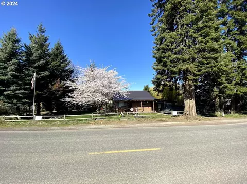 7460 Clear Creek Rd, Mount Hood, OR 97041