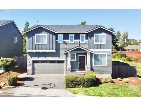 15524 SE Dove Ln, Happy Valley, OR 97015