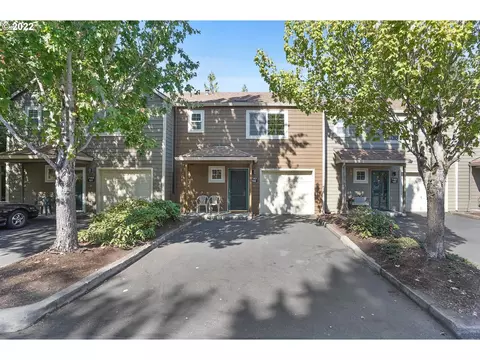 7163 SW Sagert St #102, Tualatin, OR 97062