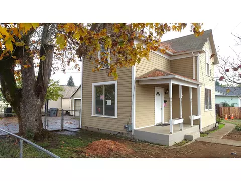 510 SE Maple St, Dallas, OR 97338