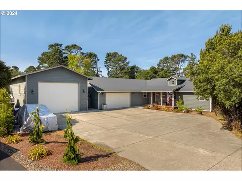 87936 Limpit Ln, Florence, OR 97439