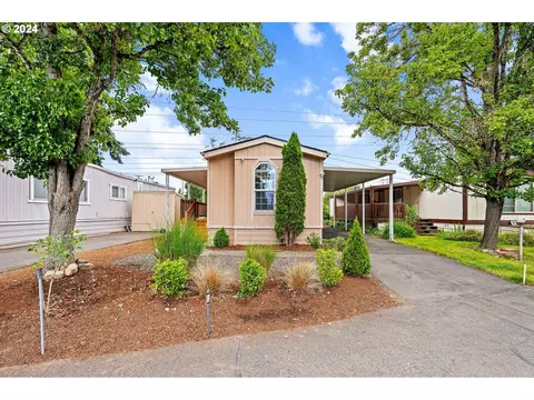 3921 E Fourth Plain Blvd #3, Vancouver, WA 98660