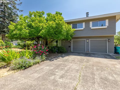 5301 NE 102nd St, Vancouver, WA 98660