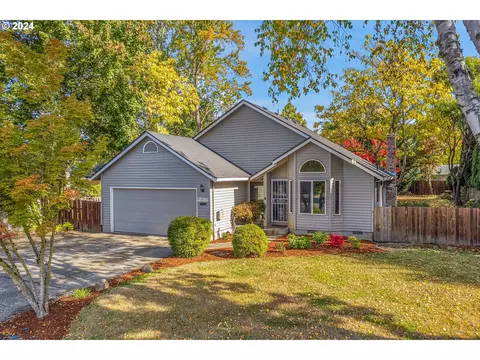 1874 NE 9th Pl, Hillsboro, OR 97124