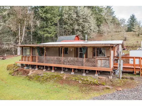 40111 Crawfordsville Dr, Sweet Home, OR 97386