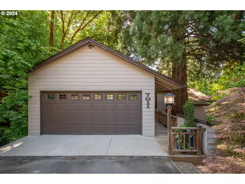 7011 SW 34th Ave, Portland, OR 97219