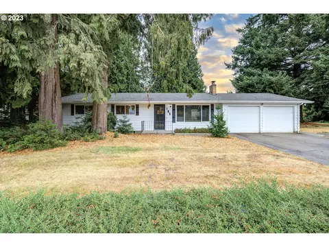 185 SE Brookwood Ave, Hillsboro, OR 97123