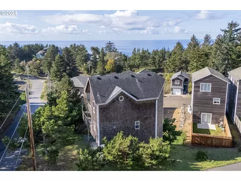 5430 Grand Ave, Oceanside, OR 97134