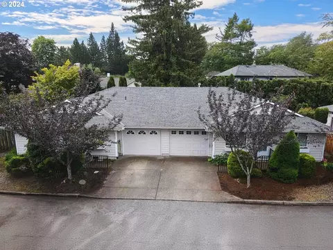2262 NE 162nd Ave, Portland, OR 97230