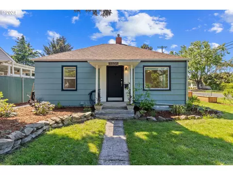 3105 SE 79th Ave, Portland, OR 97206