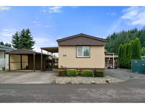 1307 S Water St #59, Silverton, OR 97381