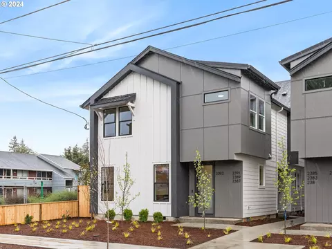 2393 SE 135th Ave #9, Portland, OR 97233
