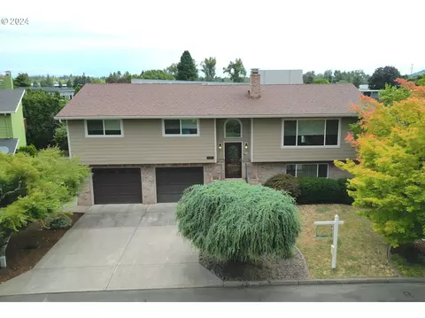 6657 SE Cavalier Way, Milwaukie, OR 97267