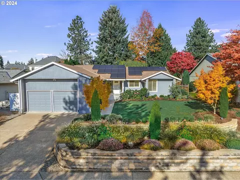 12725 NW Lovejoy St, Portland, OR 97229