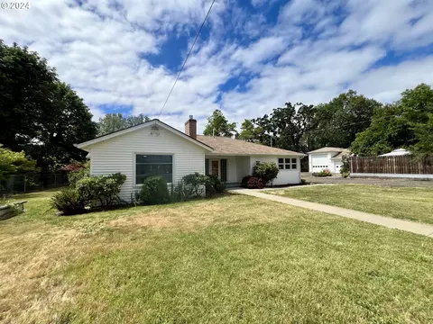 3780 Melrose Rd, Roseburg, OR 97471