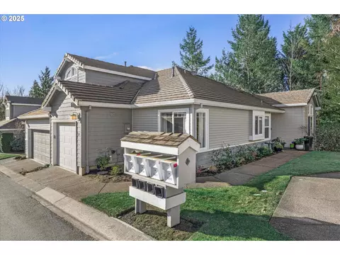 9747 NW Silver Ridge Loop, Portland, OR 97229