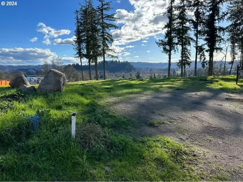 1260 Stone Forest Ct, Eugene, OR 97401 photo 1