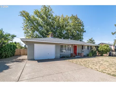 2076 S 5th St, Lebanon, OR 97355
