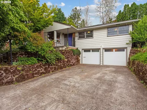 4309 SE Flavel St, Portland, OR 97206