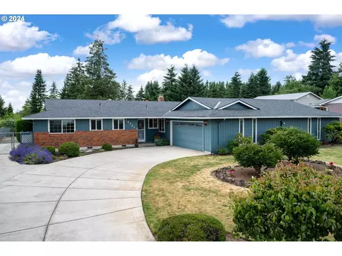 16341 S Stoltz Rd, Oregon City, OR 97045