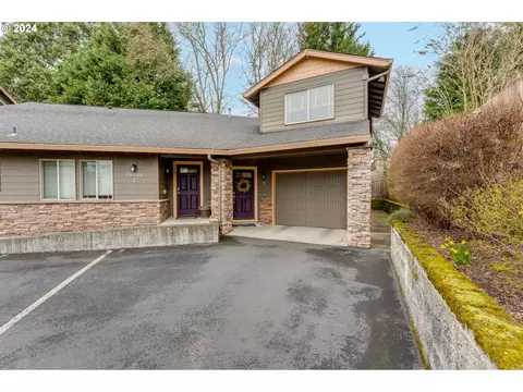 16906 SE 39th St #D, Vancouver, WA 98683