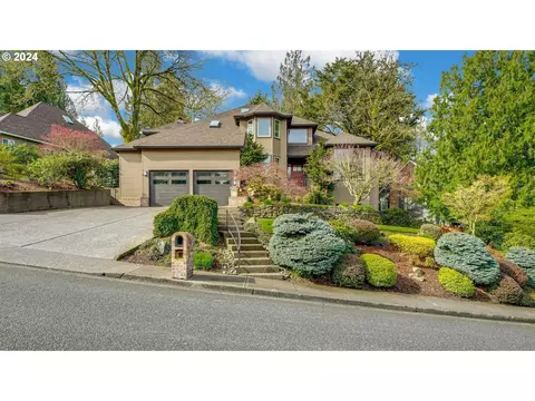 6022 SW Knightsbridge Dr, Portland, OR 97219