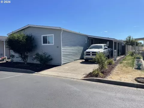 1000 S Mckern Ct #69, Newberg, OR 97132