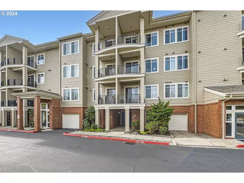 4884 NW Promenade Ter #208, Portland, OR 97229