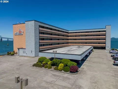 1 3rd St #308, Astoria, OR 97103