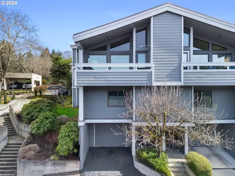 635 SE Linn St, Portland, OR 97202