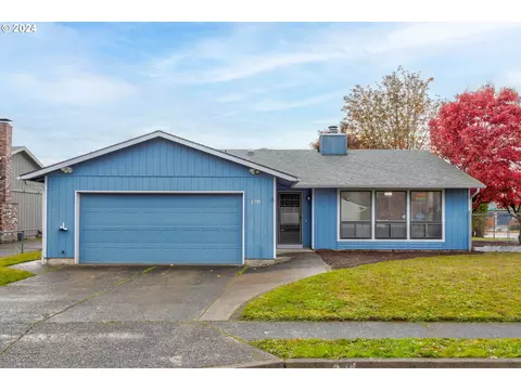 2795 NE Juniper Ct, Gresham, OR 97030