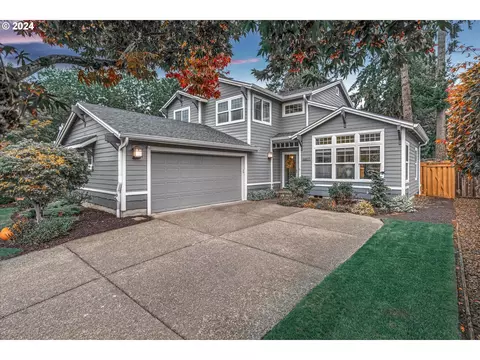 11577 SW Tallwood Dr, Tigard, OR 97223