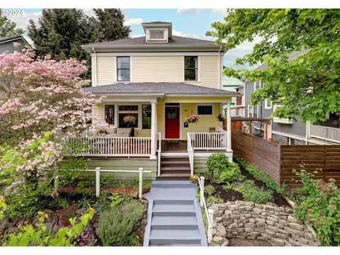 711 SE 19th Ave, Portland, OR 97214