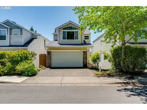 15890 SW Cherrywood Ln, Tigard, OR 97224