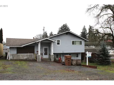 496 S 17th St, Saint Helens, OR 97051