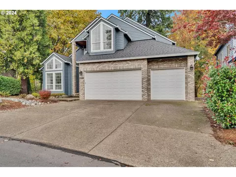 7528 SW Ashford St, Portland, OR 97224