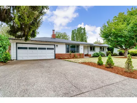 1747 Ridgefield St, Eugene, OR 97404