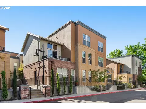 6249 NE Carillion Dr #101, Hillsboro, OR 97124