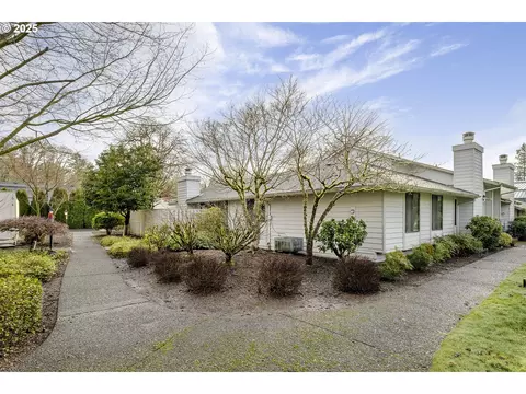 1682 NW 143rd Ave, Portland, OR 97229