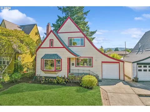 612 SE Peacock Ln, Portland, OR 97214