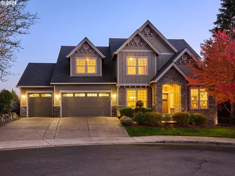 1010 E Madison Dr, Newberg, OR 97132