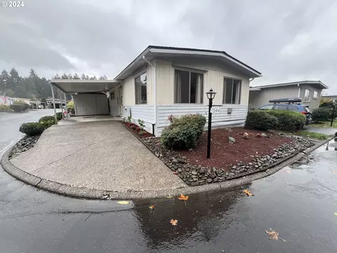 11544 SW Royal Villa Dr #15, Portland, OR 97224